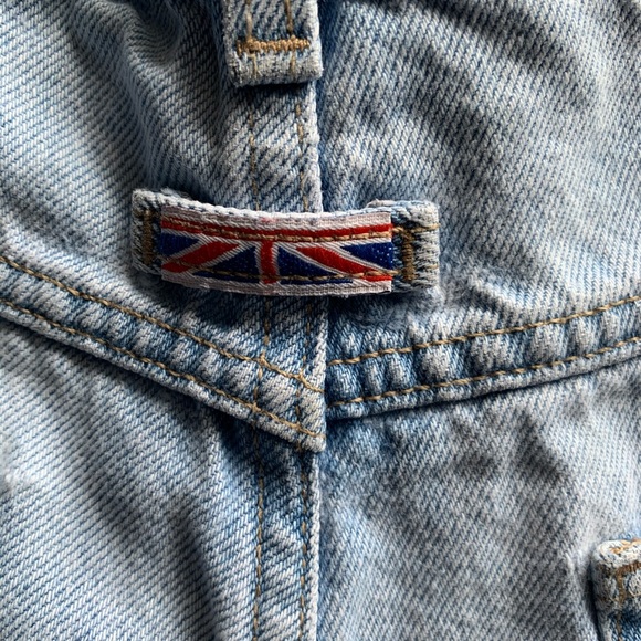 Vintage Distressed Cutoff Denim Mom Shorts - Picture 5 of 8